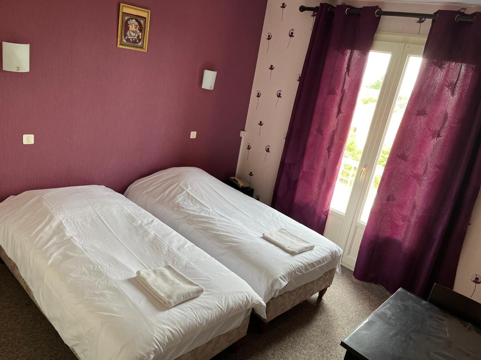 Le Lyon Hotel 3*